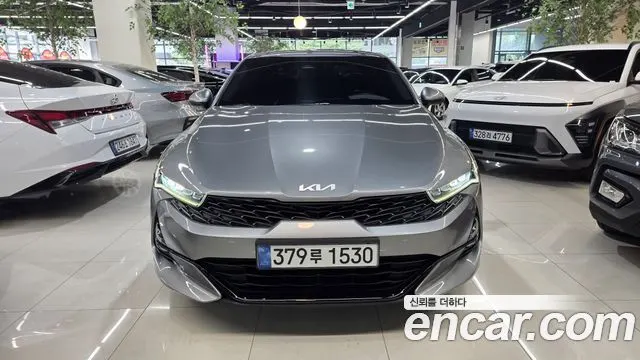 KIA K5 2022 — 87 935 км, серый, Корея — под ключ — фото 1