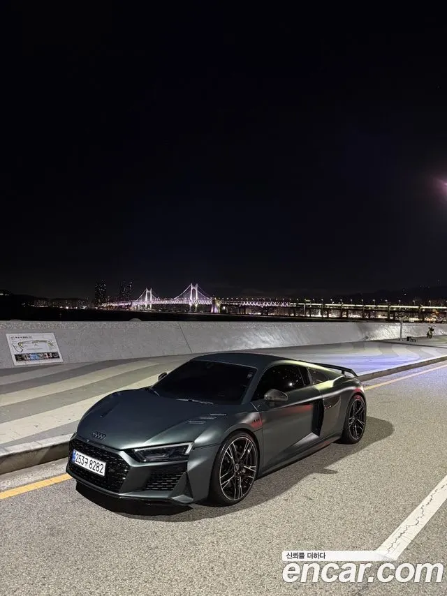 AUDI R8 2017