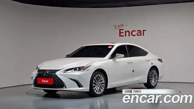 LEXUS ES300H — из Кореи под ключ