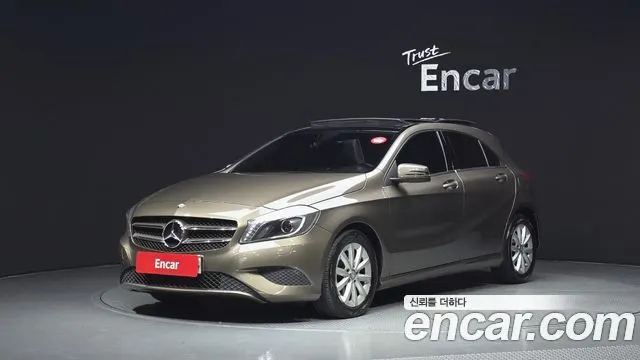 MERCEDES-BENZ A-CLASS W176 2014