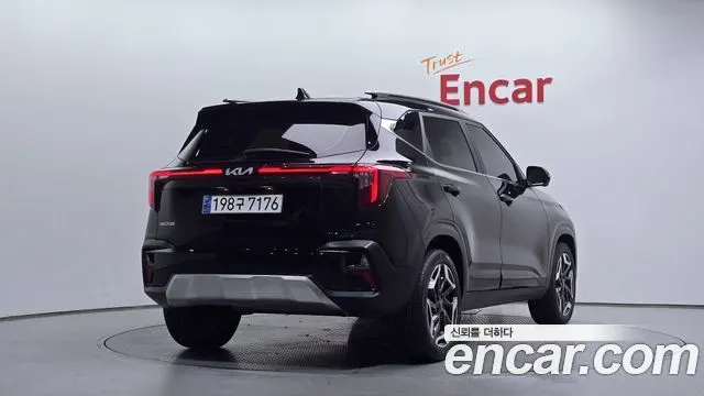 KIA SELTOS 2024 — 34 183 км, чёрный, Корея — под ключ — фото 2