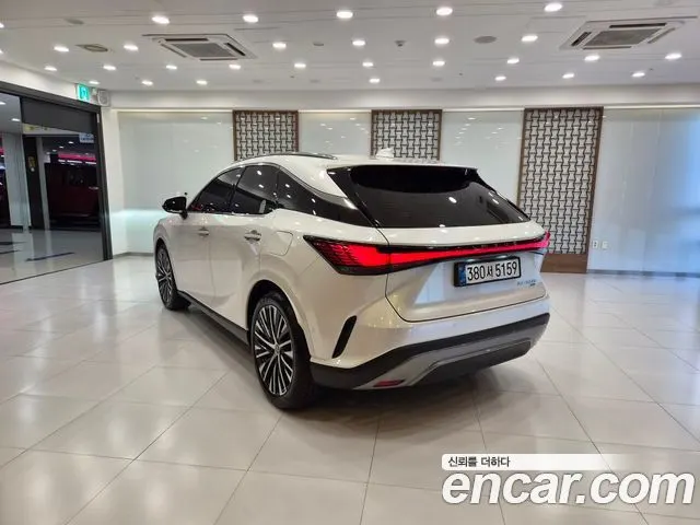 LEXUS RX450H+ 2025 — 12 981 км, белый-перламутр, Корея — под ключ — фото 2