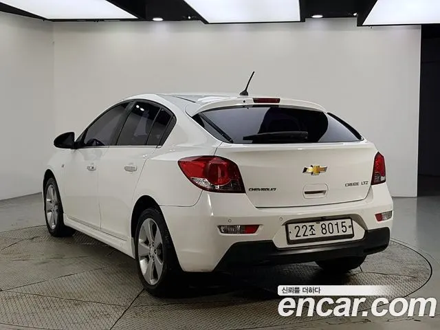 CHEVROLET CRUZE 5 2012 — 132 000 км, белый, Корея — под ключ — фото 3