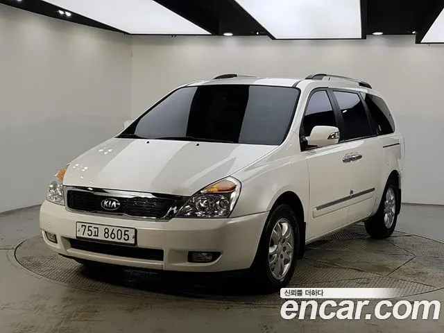KIA CARNIVAL R 2013 — 139 945 км, белый, Корея — под ключ — фото 11