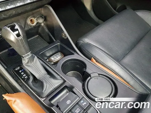 HYUNDAI TUCSON 2016 — 225 096 км, коричневый, Корея — под ключ — фото 8