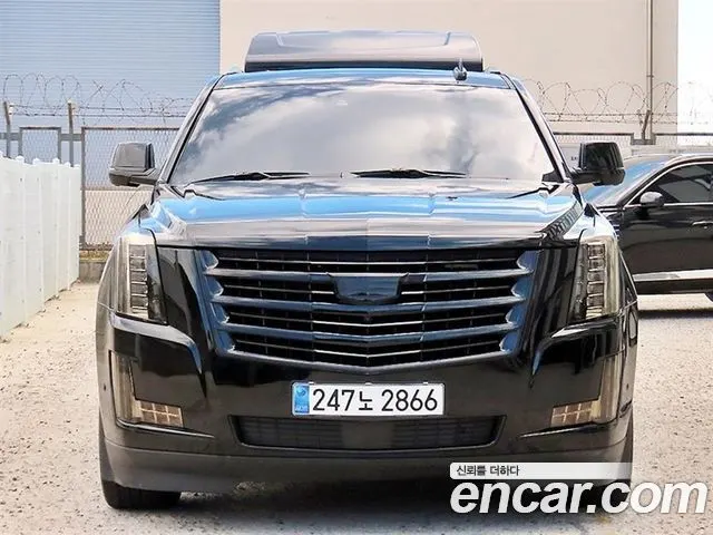 CADILLAC ESCALADE 2018 — 74 670 км, чёрный, Корея — под ключ — фото 11