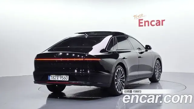 HYUNDAI GRANDEUR — из Кореи под ключ