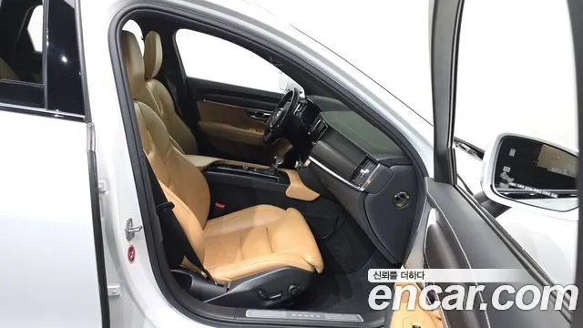 VOLVO V90 CROSS COUNTRY 2019 — 139 172 км, белый, Корея — под ключ — фото 11