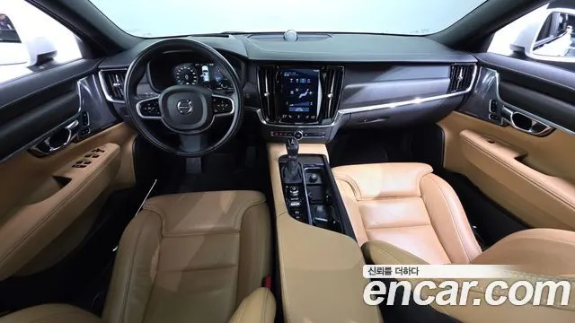 VOLVO V90 CROSS COUNTRY 2019 — 139 172 км, белый, Корея — под ключ — фото 7
