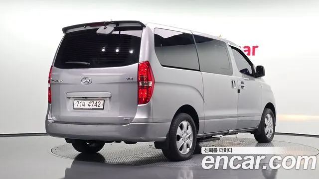 HYUNDAI GRAND STAREX — из Кореи под ключ