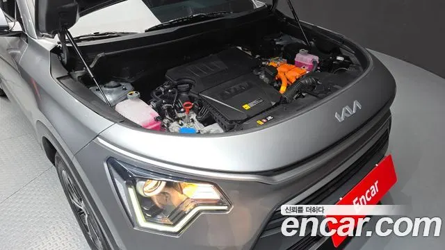 KIA NIRO 2024 — 62 755 км, серебристо-серый, Корея — под ключ — фото 6