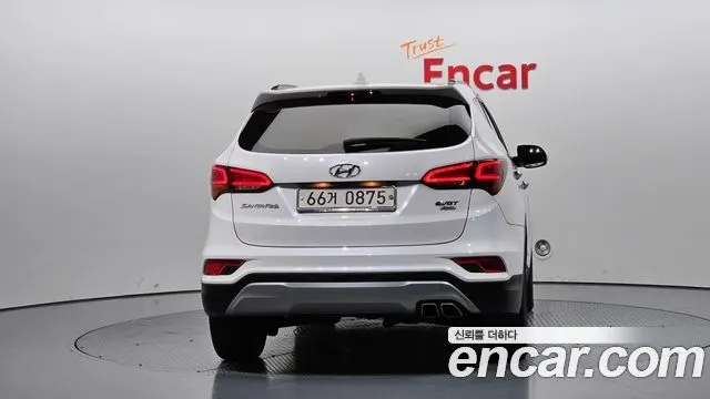 HYUNDAI SANTA FE 2016 — 127 217 км, белый, Корея — под ключ — фото 4