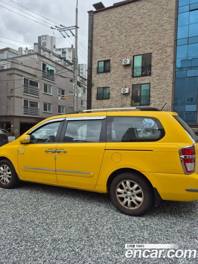 KIA CARNIVAL R — из Кореи под ключ