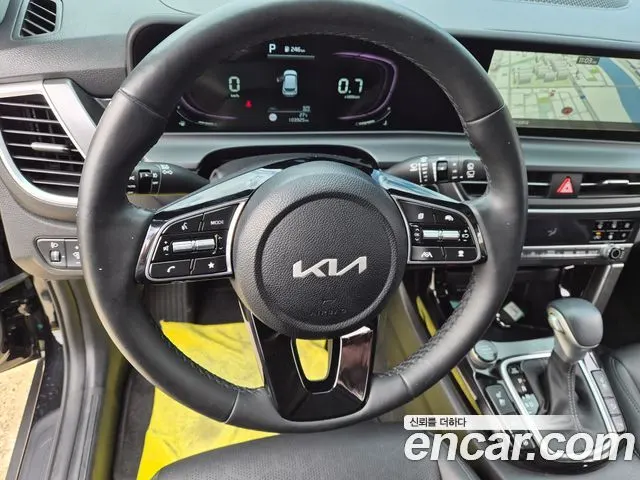 KIA SELTOS 2023 — 104 000 км, чёрный, Корея — под ключ — фото 6