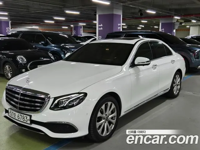 MERCEDES-BENZ E-CLASS W213 2018 — 41 699 км, белый, Корея — под ключ — фото 1