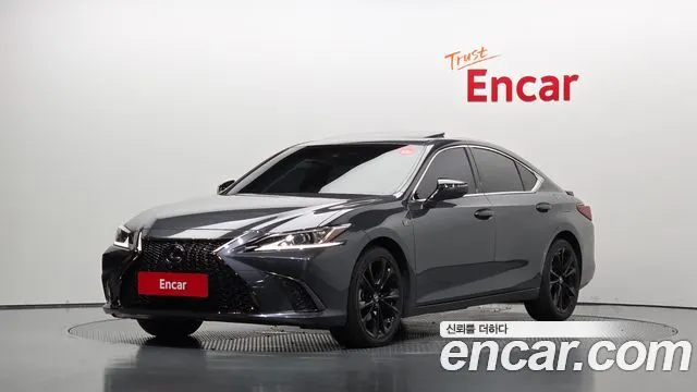 LEXUS ES300H — из Кореи под ключ