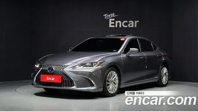 LEXUS ES300H — из Кореи под ключ