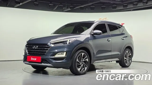 HYUNDAI TUCSON 2019 — 128 612 км, Корея — под ключ — фото 1