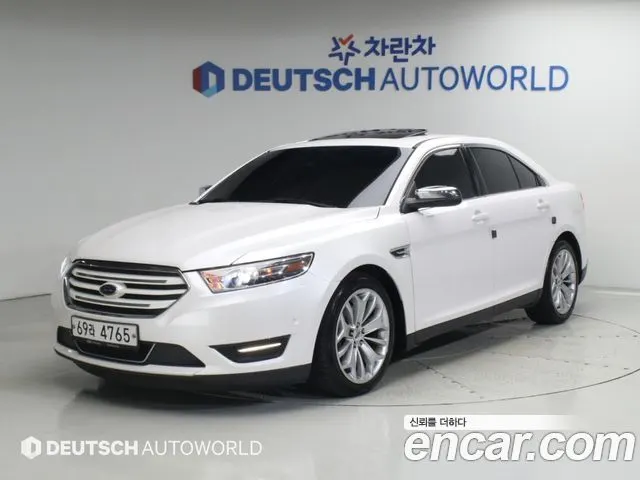 FORD TAURUS 2018