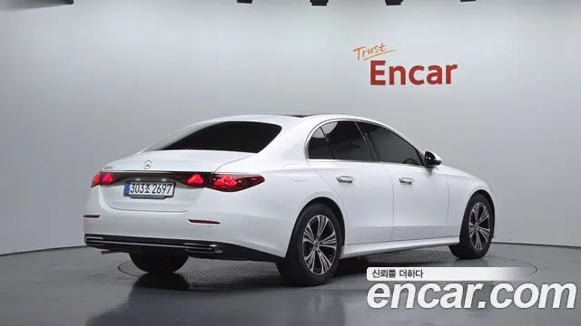 MERCEDES-BENZ E-CLASS W214 — из Кореи под ключ