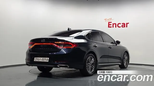 HYUNDAI GRANDEUR — из Кореи под ключ