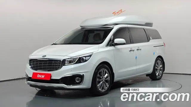 KIA CARNIVAL 2018 — 115 142 км, белый, Корея — под ключ — фото 1