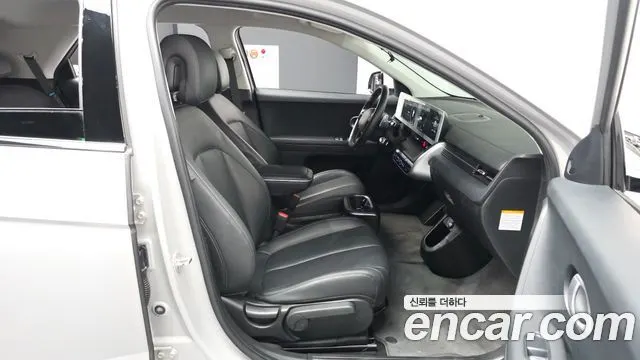 HYUNDAI IONIQ 5 2022 — 136 709 км, серебристо-серый, Корея — под ключ — фото 11