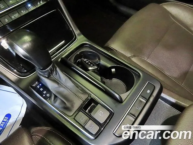HYUNDAI GRANDEUR HYBRID 2019 — 215 348 км, белый, Корея — под ключ — фото 10