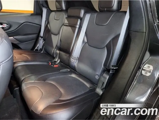 JEEP CHEROKEE 2019 — 62 884 км, коричневый, Корея — под ключ — фото 10