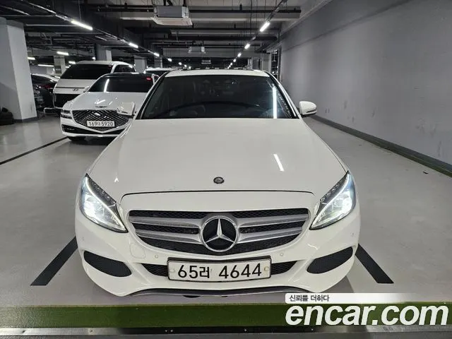 MERCEDES-BENZ C-CLASS W205 2016 — 210 703 км, белый, Корея — под ключ — фото 1