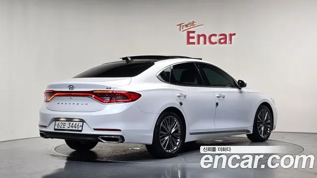 HYUNDAI GRANDEUR — из Кореи под ключ
