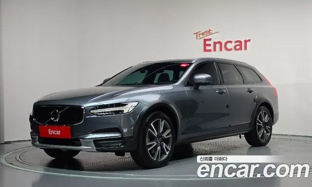 VOLVO V90 CROSS COUNTRY 2018