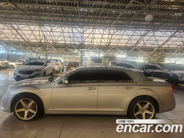 CHRYSLER 300C 2012 — 170 000 км, серебристо-серый, Корея — под ключ — фото 2