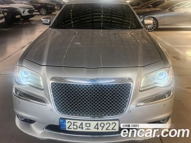 CHRYSLER 300C 2012 — 170 000 км, серебристо-серый, Корея — под ключ — фото 12