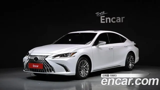 LEXUS ES300H — из Кореи под ключ