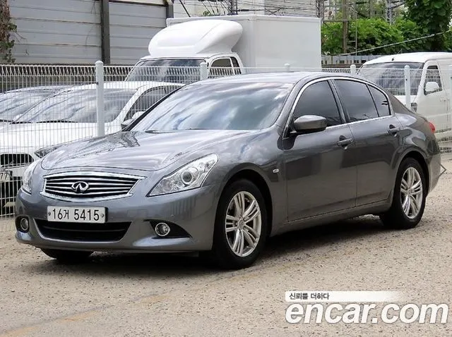 INFINITI G25 2013 — 149 514 км, серебристо-серый, Корея — под ключ — фото 1