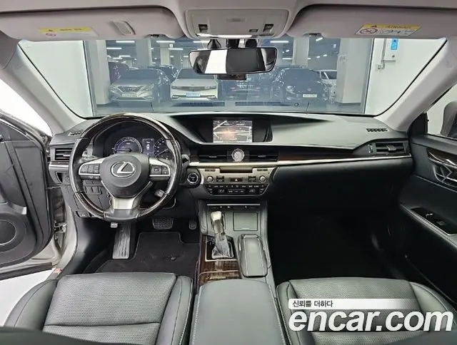 LEXUS ES300H 2017 — 146 390 км, серебристый, Корея — под ключ — фото 7