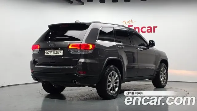JEEP GRAND CHEROKEE — из Кореи под ключ