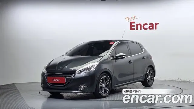PEUGEOT 208 2014