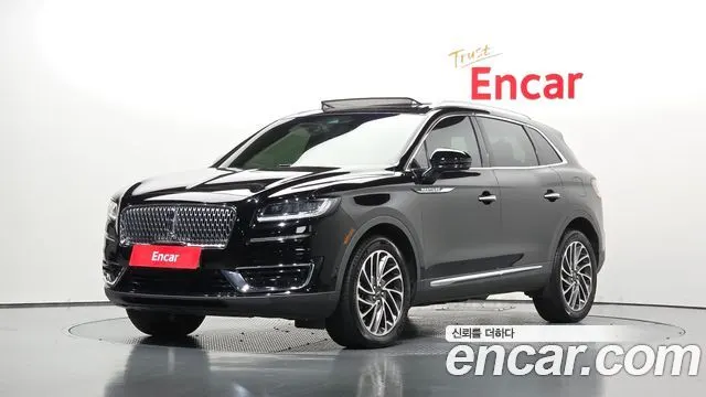 LINCOLN NAUTILUS 2020