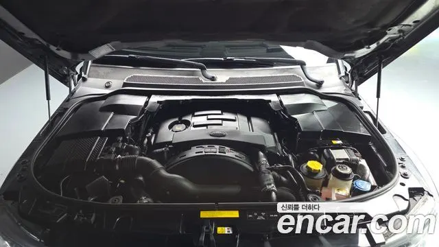 LAND ROVER DISCOVERY 4 2014 — 130 748 км, чёрный, Корея — под ключ — фото 6