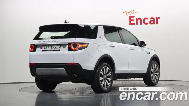 LAND ROVER DISCOVERY SPORT 2018 — 200 286 км, белый, Корея — под ключ — фото 2