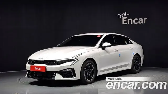 KIA K5 — из Кореи под ключ