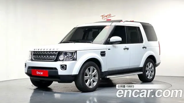 LAND ROVER DISCOVERY 4 2016 — 108 666 км, белый, Корея — под ключ — фото 1