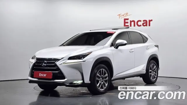 LEXUS NX300H 2017