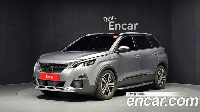 PEUGEOT 5008 2019