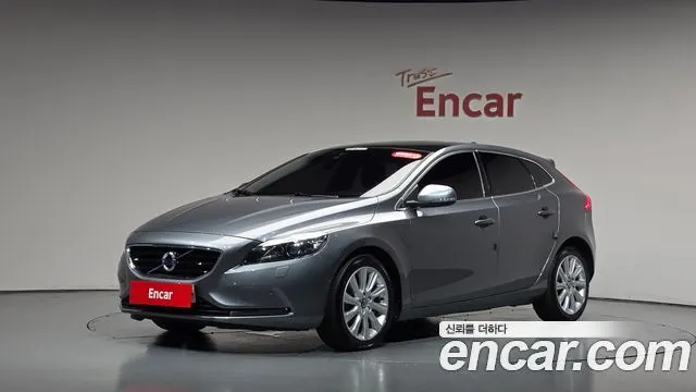 VOLVO V40 — из Кореи под ключ