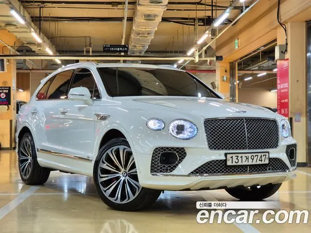 BENTLEY BENTAYGA 2022 — 40 000 км, белый, Корея — под ключ — фото 3
