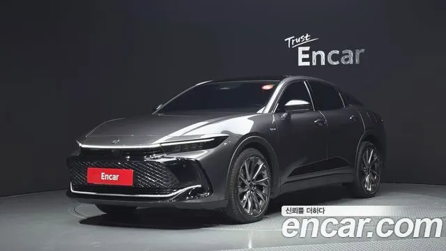 TOYOTA CROWN CROSSOVER 2024