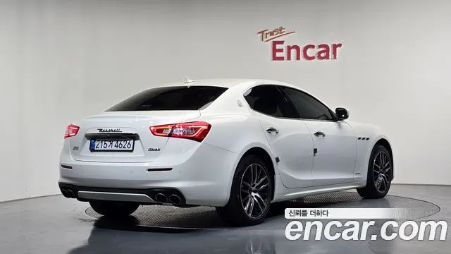 MASERATI GHIBLI — из Кореи под ключ